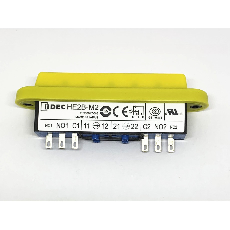 IDEC ของแท้ Izumi HE2B-M200PY HE2B-M2 M22PY สีเหลือง Enable Switch 6 Pins 14 Pins BY