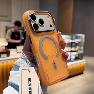 HOCE Matte โปร่งแสงแม่เหล็กเคสโทรศัพท์สําหรับ iPhone 17 Air 16 15 14 13 Pro Max ไร้สายชาร์จกันกระแทก Frosted Hard PC ฝาหลัง
