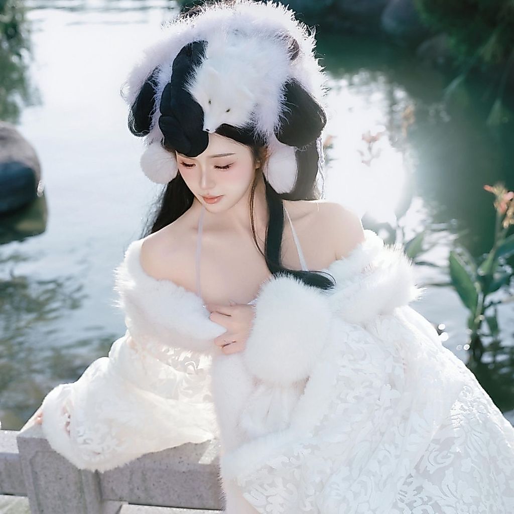 Brocade กระโปรงยาว Feather Headdress สร้อยคอพัดลมเครื่องประดับครบชุด PDD6.26-366