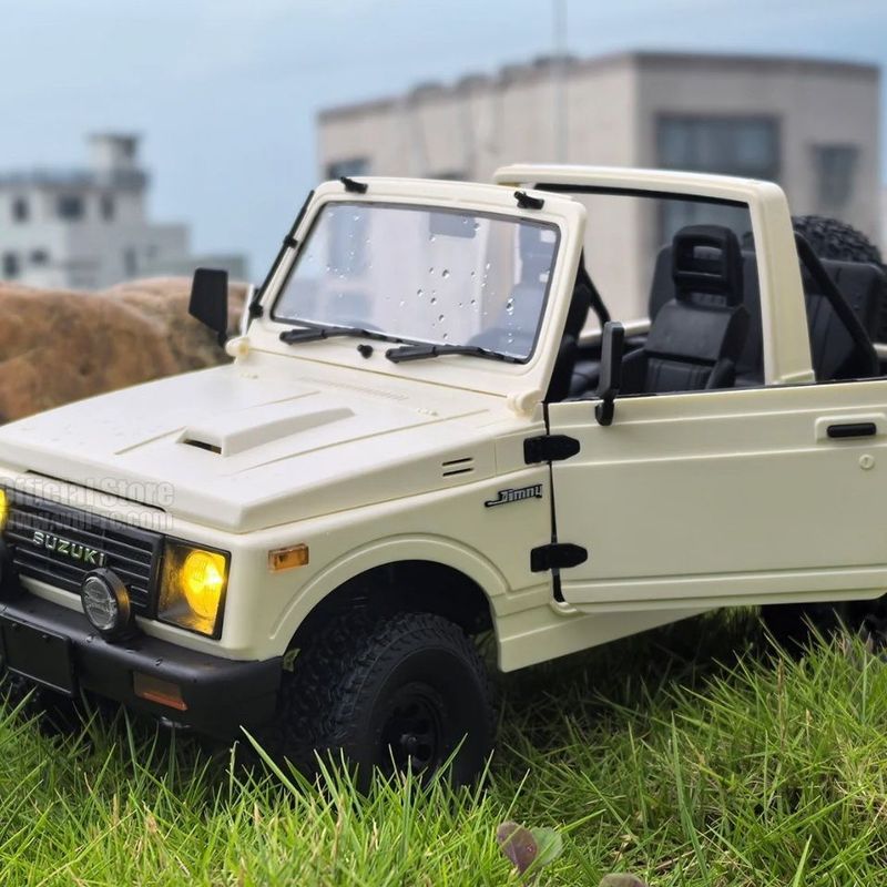 Naughty Dragon ที่ได้รับอนุญาต Suzuki Jimny C74-1 ขับเคลื่อนสี่ล้อรีโมทคอนโทรลรถออฟโรดขนาดเต็ม