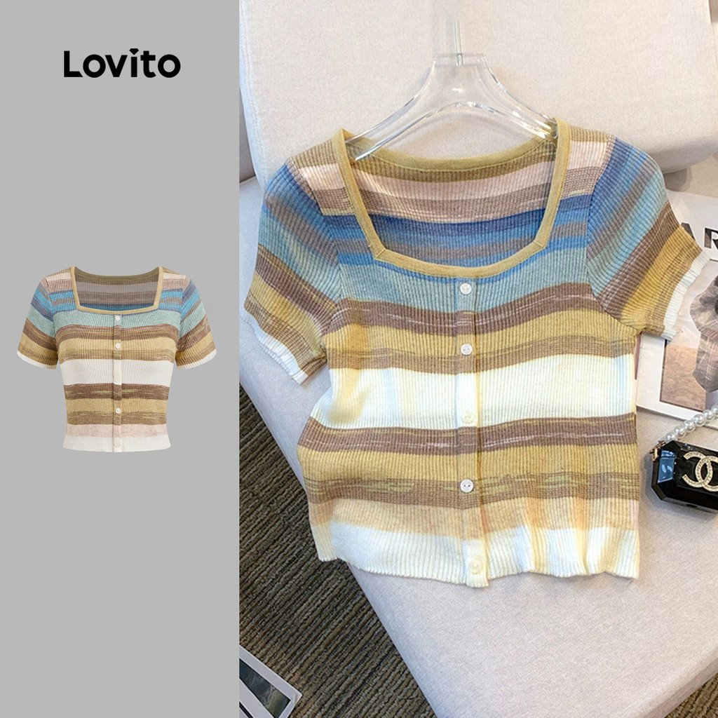 Lovito เสื้อยืดดีไซน์หรูหรารายลายด้านข้างพร้อมกระดุมหน้า แขนสั้นสำหรับฤดูใบไม้ผลิ/ฤดูร้อน L150ED004