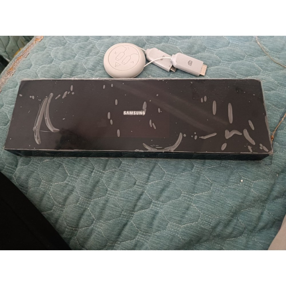 90% ใหม่ Samsung Original QA55Q7FAMJXXZ.QA65Q7FAMJXZ.QA65Q8CAMJXZ กล่องแยก