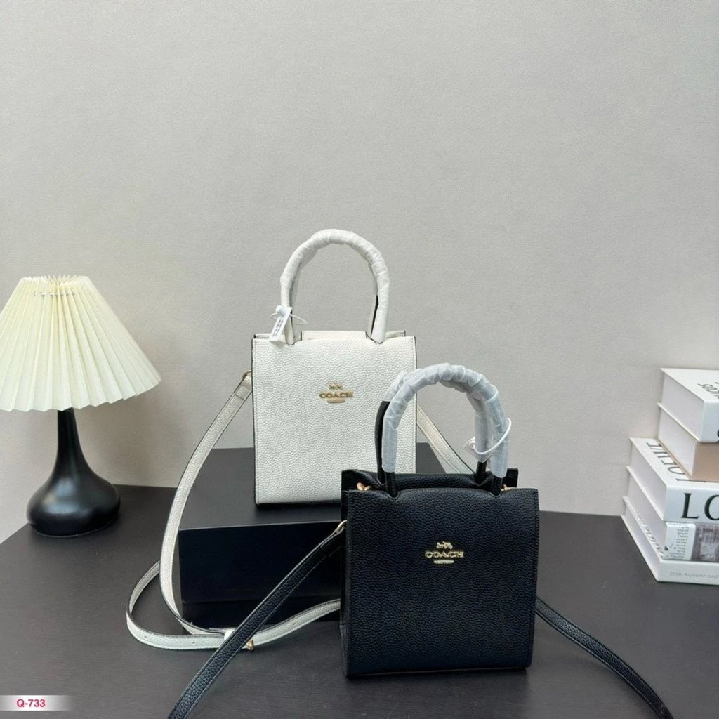 กระเป๋าสะพายข้าง Coach Mini Piano Score ขนาดเล็ก สำหรับผู้หญิง