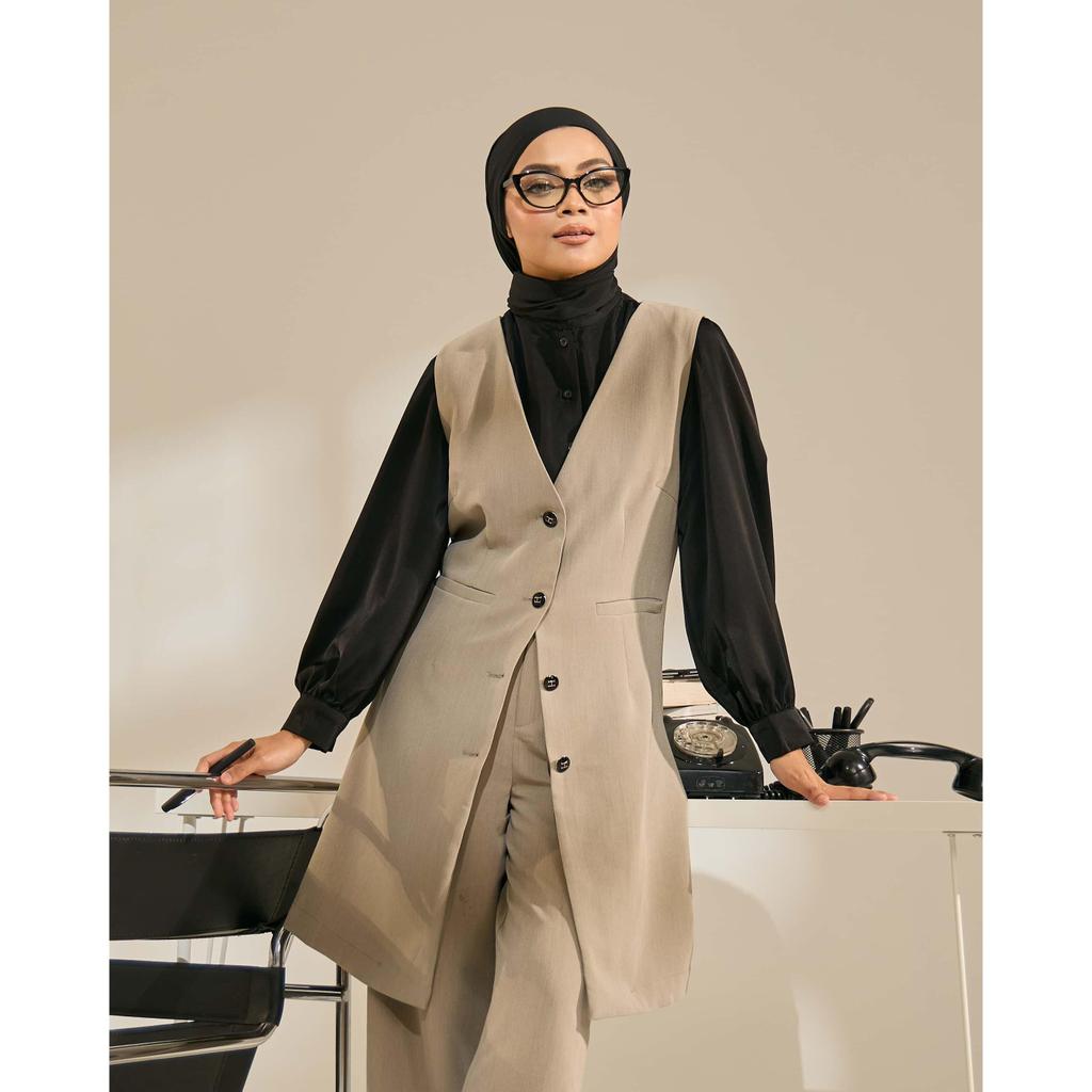 HIJABISTAHUB EMBER SUIT LONG VEST