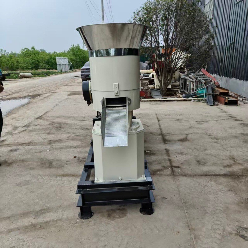 Black Earthworm Bait Feed Pellet Machine Lamb ปุ๋ย Feed Pellet Machine ข้าวโพด Soy Meal Feed Pellet 