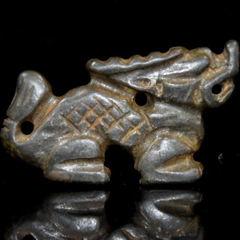 Hongshan Culture Meteorite Meteorite แม่เหล็กดูดมังกรจีน Old Objects ของสะสม 8.4.8