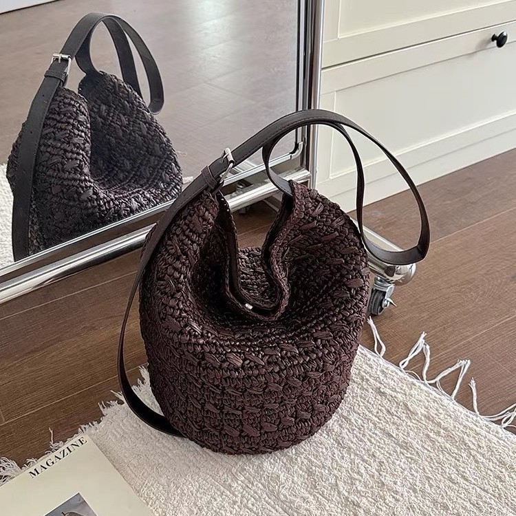 Niche Ebony Brown Retro Straw Tote Bag