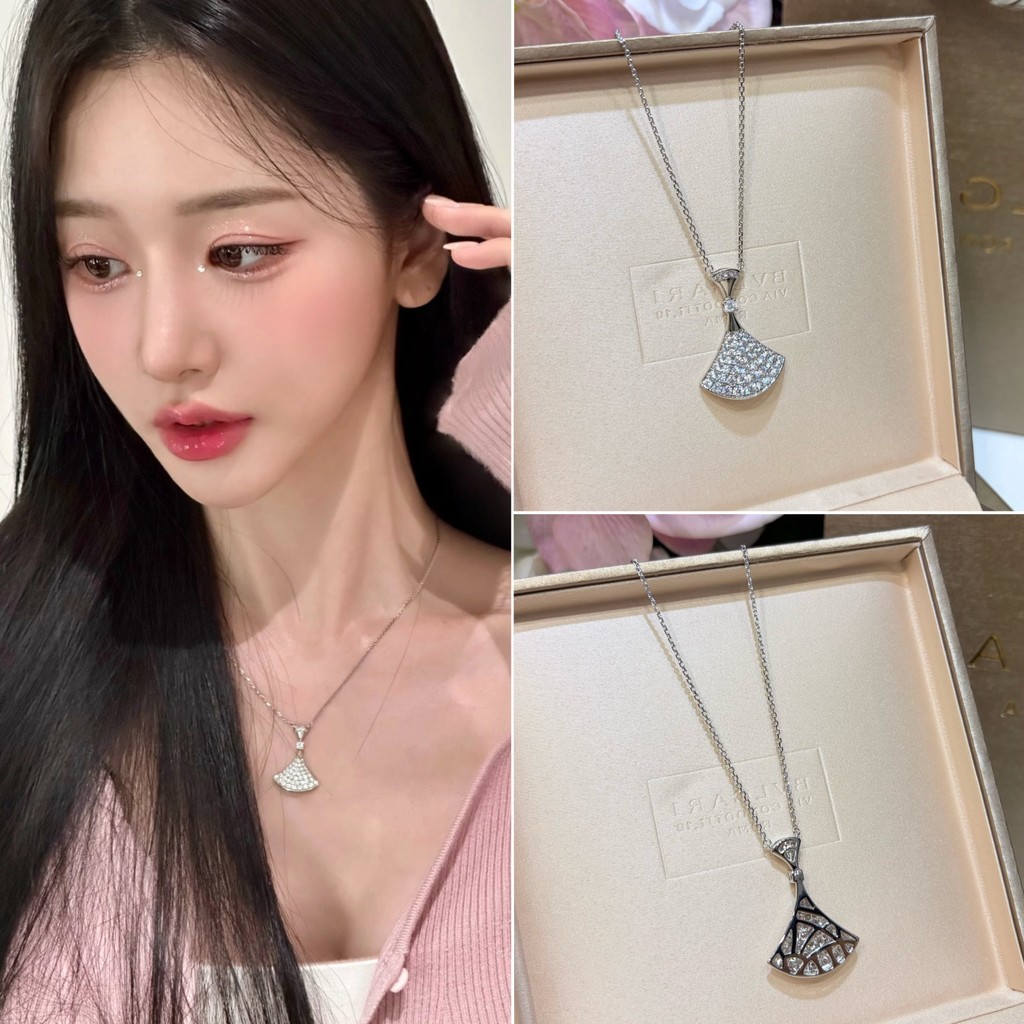Pre order ราคา3300 BGL สร้อยคอจี้พัดขนาดใหญ่ ประดับคริสตัลเต็มชิ้น สีcaiเงิน วัสดุทองแดงชุบทอง ฝังเซ
