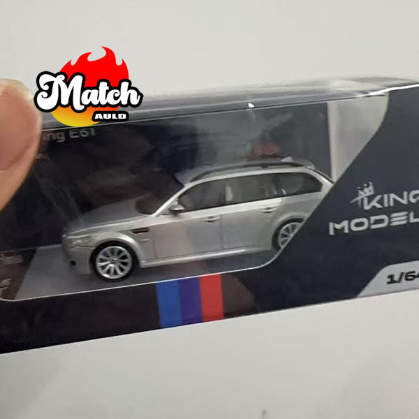 [คลังสินค้าพร้อม] King Model 1: 64 Silver BMW E61 M5 Travel Alloy Car Model