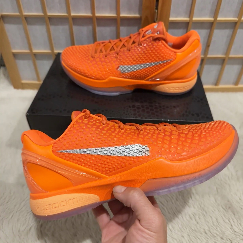 Kobe6 รองเท้าบาสเก็ตบอลรุนแรงสีส้ม Kobe6 รุ่นรองเท้าผ้าใบต่อสู้จริงผู้ชายรองเท้าผ้าใบ Anti-Torque Al