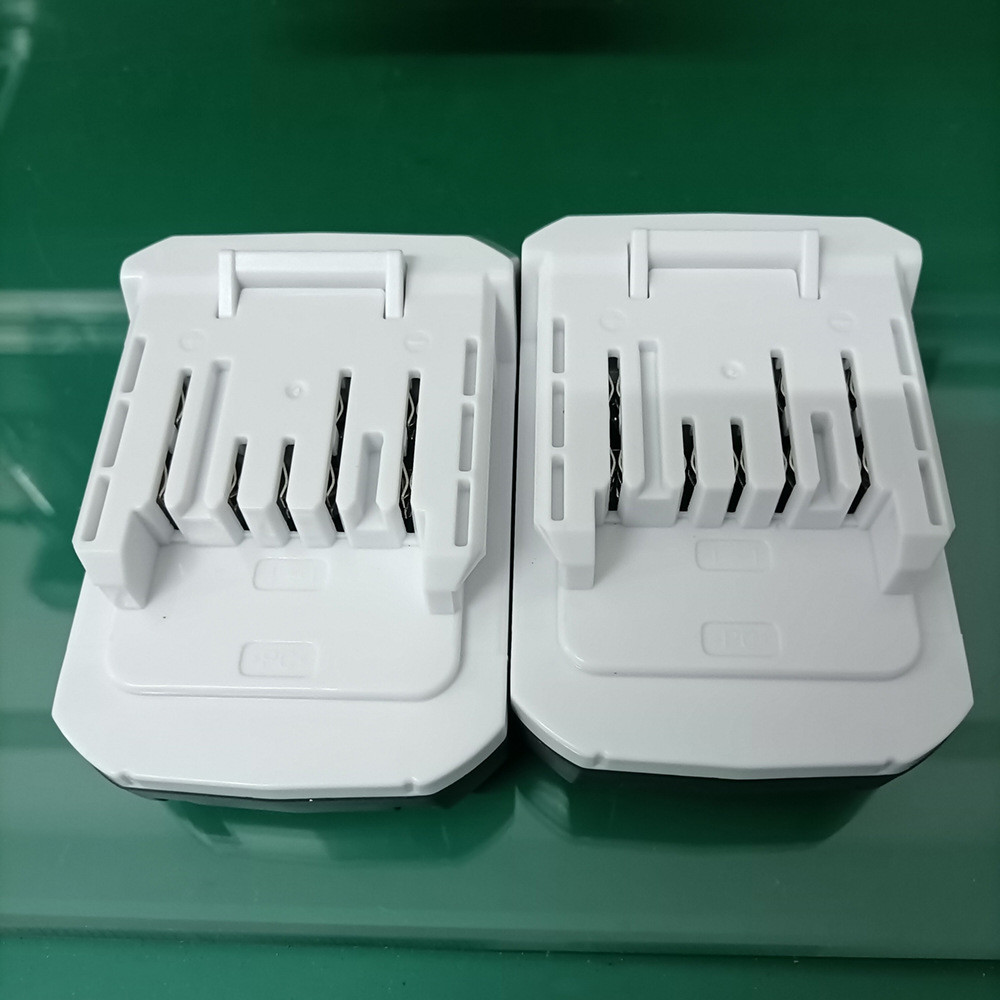 เปลี่ยนแบตเตอรี่ลิเธียม Makita 18V เครื่องมือสว่านมือประแจไฟฟ้าแบตเตอรี่ BL1811G BL1815G
