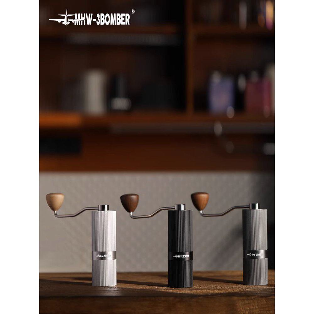 MHW-3BOMBER Bomber เครื่องบดมือ Racing M1 เครื่องบดมือเครื่องชงกาแฟเครื่องบดกาแฟแบบแมนนวล