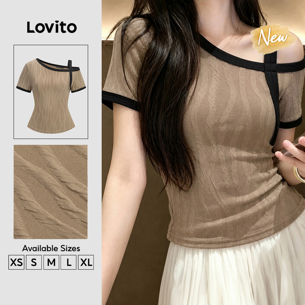 (New Arrival) Lovito เสื้อยืดผู้หญิงแขนสั้นลำลอง คอเฉียง ลายบล็อกสี แจ็คการ์ด สำหรับพักผ่อน ฤดูใบไม้