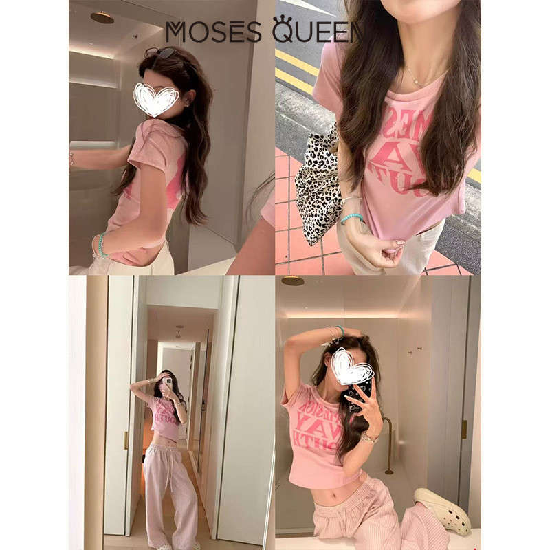 MOSESQUEEN تيشيرت وردي بطباعة حروف — صورة 3