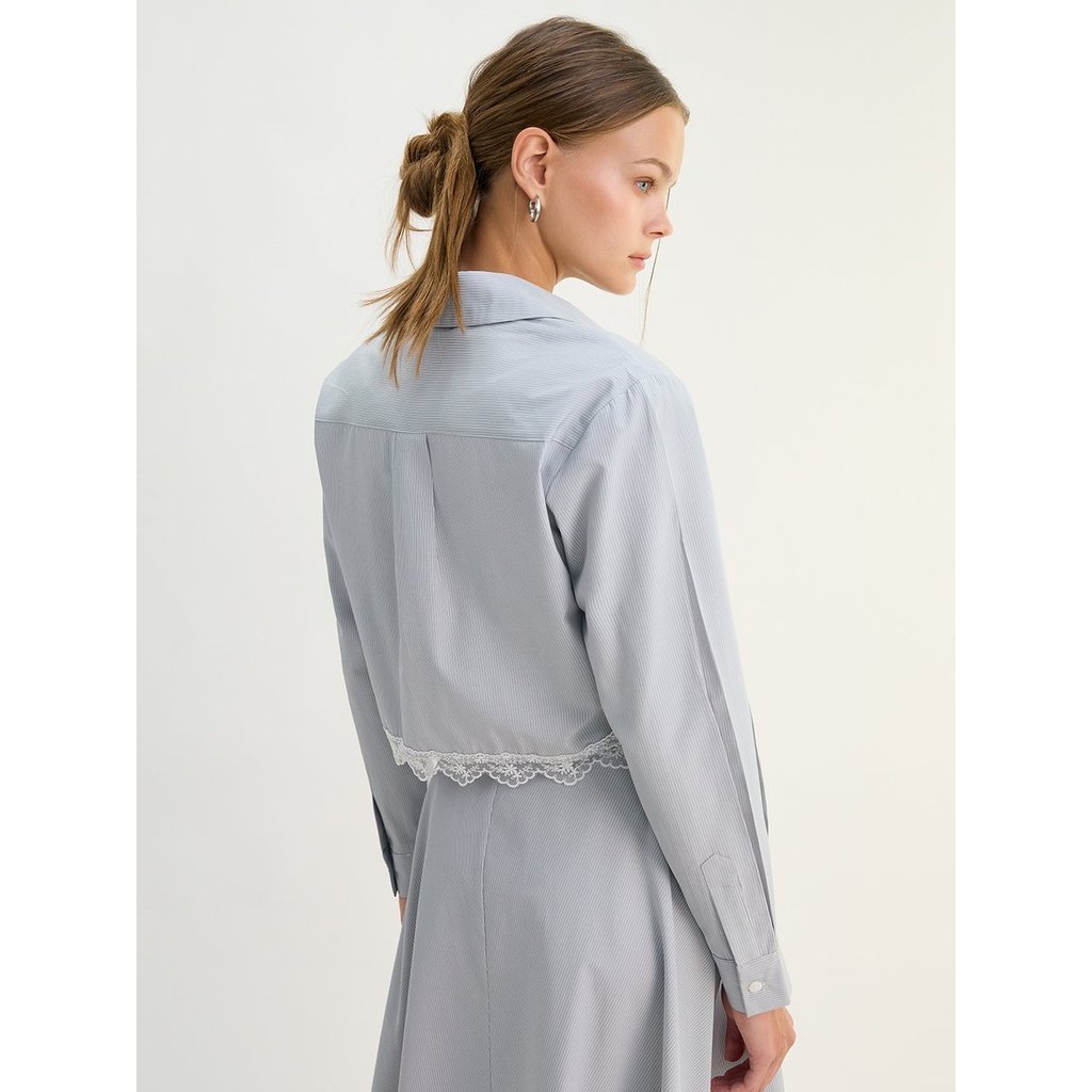 [Pomelo] เสื้อเชิ้ตแขนยาวแต่งขอบลูกไม้ / Lace Trim Long Sleeve Shirt — صورة 5