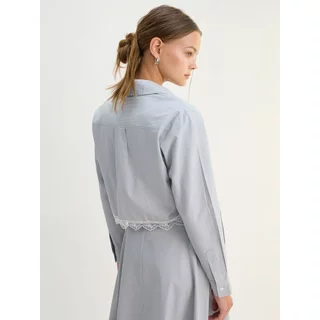 [Pomelo] เสื้อเชิ้ตแขนยาวแต่งขอบลูกไม้ / Lace Trim Long Sleeve Shirt