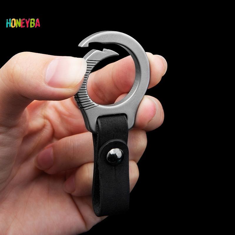 <Honeyba> Titanium Alloy Cowhideหนังพวงกุญแจเข็มขัดเอวBule CarabinerรถKey Holderของขวัญระดับไฮเอนด์สําหรับผู้ชายผู้หญิงNice