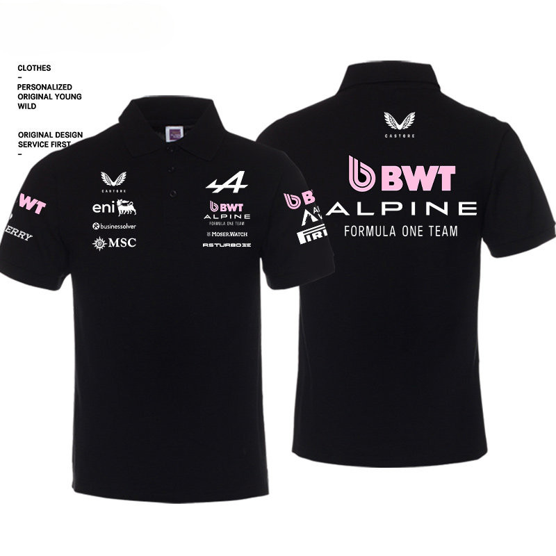 เสื้อโปโล Alpine BWT สีดำ ลายสปอนเซอร์หลายจุด ผ้าคอตตอนสบายตัว สไตล์รถแข่ง