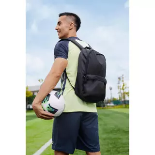 Decathlon 15L Commuting Backpack 4 Pockets กระเป๋าเป้สำหรับเดินทางในเมือง ความจุ 15 ลิตร พร้อมช่องเก็บของ 4 ช่อง - Black