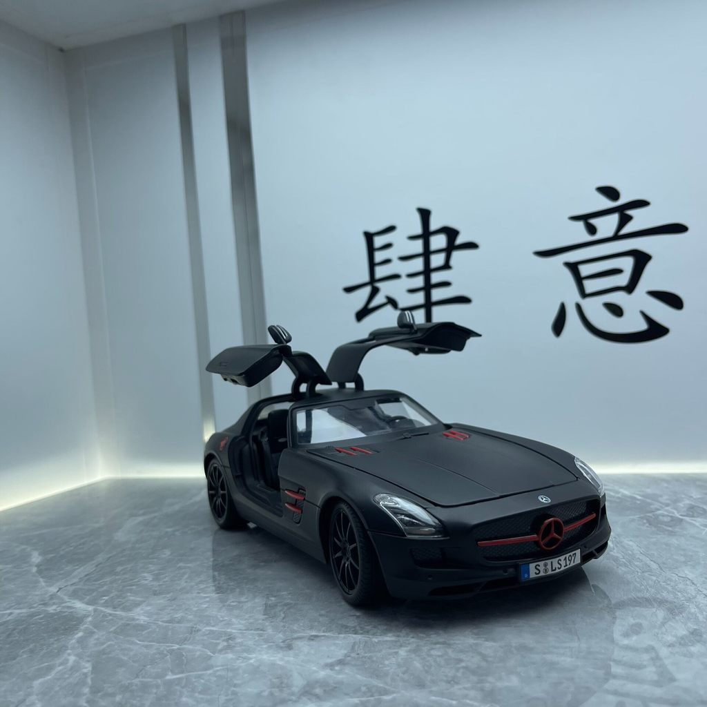 Meritor รูปที่ 1: 18 Mercedes-Benz SLS AMG โมเดลรถอัลลอย