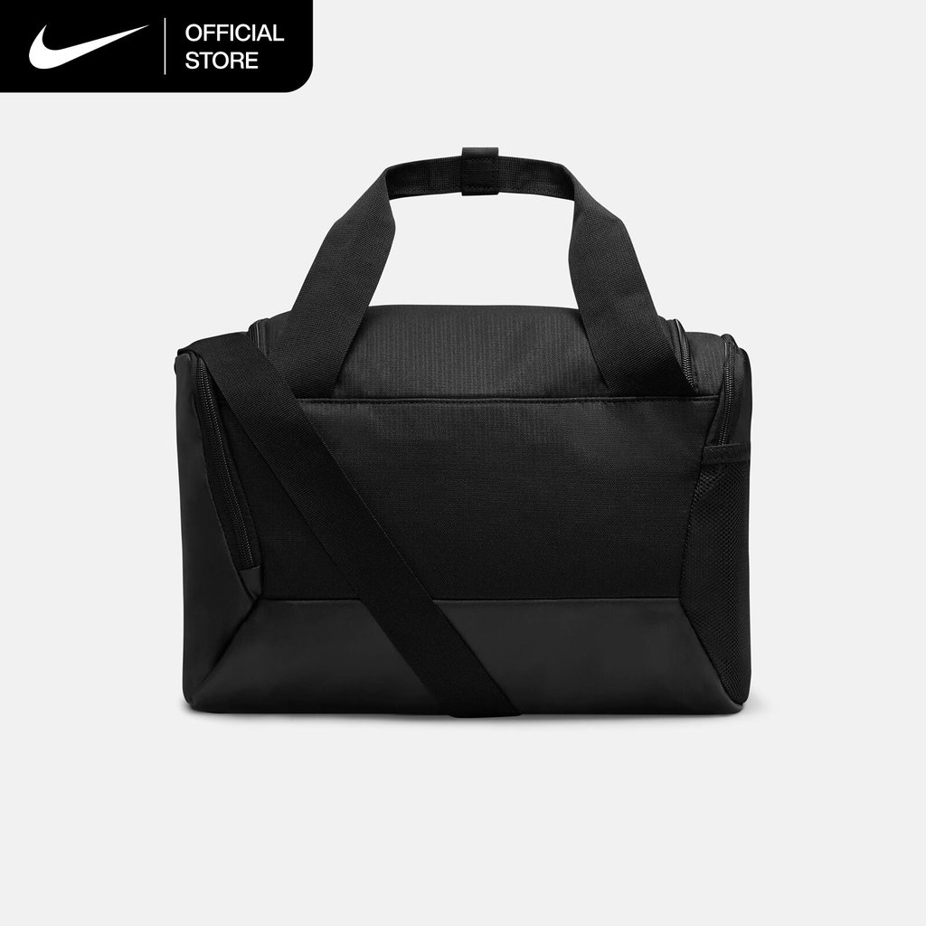 Nike حقيبة رياضية Brasilia 9.5 ‏25 لتر — أسود