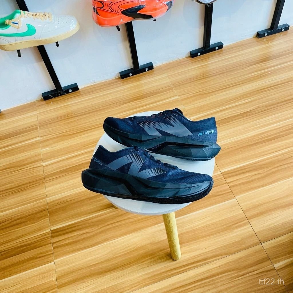 Fuelcell Rebel v4 Triple Black