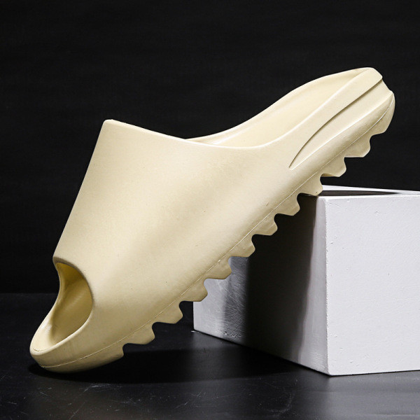 schooll รองเท้า รองเท้าแตะพลังงานแสงอาทิตย์ Z คู่รองเท้าแตะมะพร้าวสำหรับผู้ชายใส่ข้างนอกในฤดูร้อนรอง