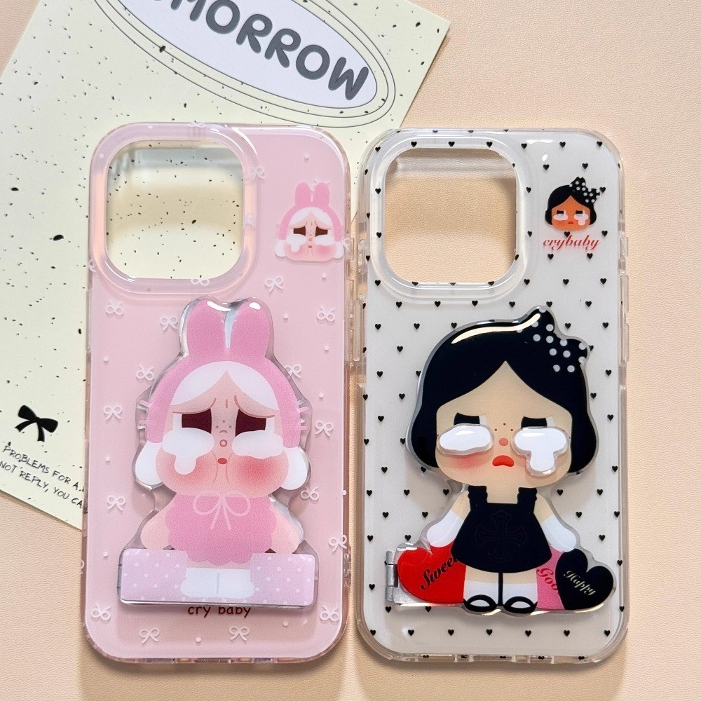 น่ารัก Cry Baby การ์ตูน TUP เคสโทรศัพท์พร้อมขาตั้งสําหรับ iPhone 17/16/15/14/13/12 & Huawei P30-P70, กันกระแทกกันฝุ่น Scratch-Resistant ป้องกันโทรศัพท์ Cove