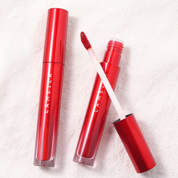 ลิปกลอส ลิปสติก ลิปกันน้ํา ลิป 4u2 ราคาไม่แพงละตินลิปกลอสกํามะหยี่เคลือบลิปสติกไม่ง่ายที่จะจางหายสีม