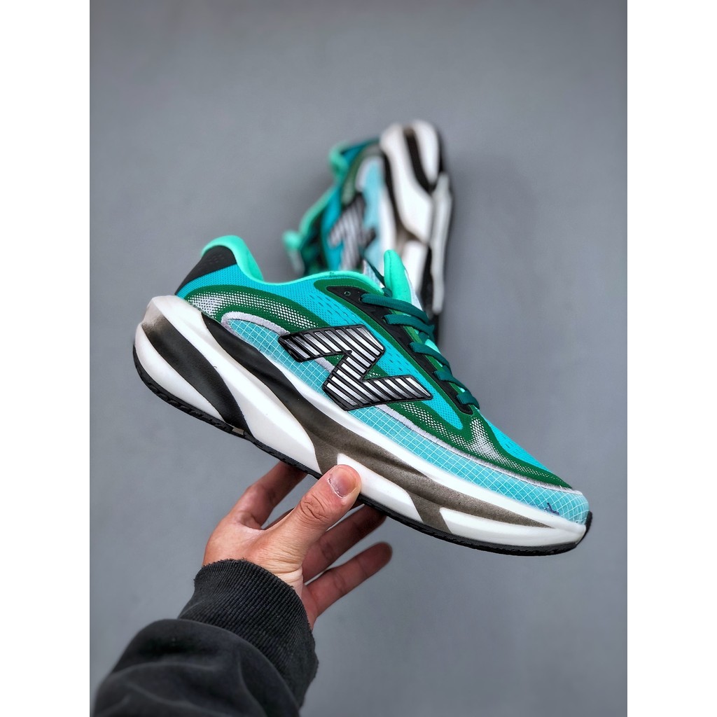 รองเท้าวิ่ง N-Shaped Fresh Foam Evoz v2 ให้ความสบายและมีเทคโนโลยีลดแรงกระแทก