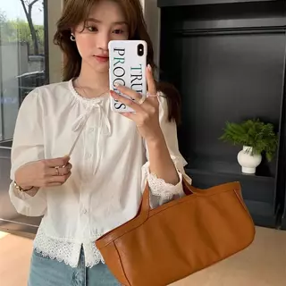 Red Berryเสื้อเชิ้ตแขนพองถักโครเชต์ลูกไม้คอกลมผูกโบว์สไตล์ฝรั่งเศสสำหรับผู้หญิงฤดูใบไม้ร่วงใหม่99230