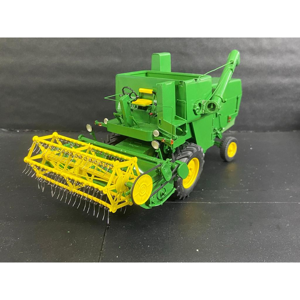 [โมเดลรถขายดี] เรซิ่น 1/32 John Deere John Deere John Deere Harvester เครื่องปลูกเครื่องจักรการเกษตร