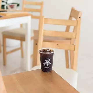 [CGW16] แก้วพลาสติก แก้วกาแฟ 16 ออนซ์ ปาก 95 ทรงตรง สตาร์บัค พิมพ์ลาย สำหรับชา กาแฟ คาเฟ่ ร้านน้ำ บรรจุ 50 ใบต่อแถว