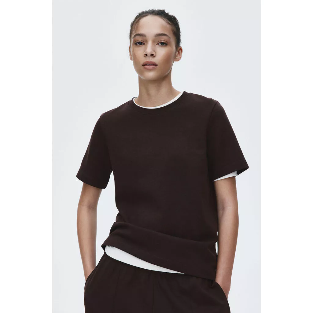 H&M(เอชแอนด์เอ็ม) เสื้อยืดผ้าถักอินเตอร์ล็อก Women Interlock T-shirt 1330274_1