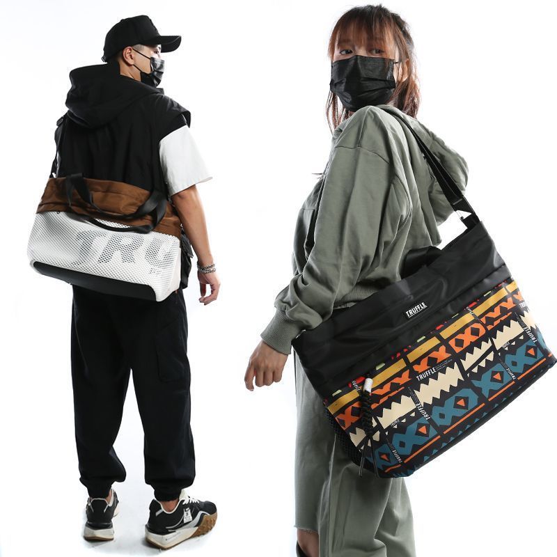 [TRUFFLE] Tote Bag Shoulder Messenger Bag Female Dry Wet Separation Sports Gym Bag Male Large Capaci