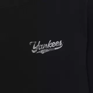 MLB เสื้อยืด ยูนิเซ็กซ์ Summer Paisley Big Lux Over Fit T-Shirts รุ่น 3ATSX0763 50BKS สีดำ