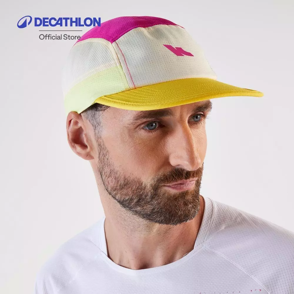 Decathlon Unisex Running Cap - Kiprun 5 Panels หมวกแก๊ปใส่วิ่งดีไซน์เนื้อผ้า 5 ส่วน - Pink/Yellow