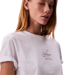 CALVIN KLEIN เสื้อยืดคอกลมผู้หญิง Glossy Metallic Logo T-shirt ทรง Regular รุ่น 47D873G YAA-สีขาว