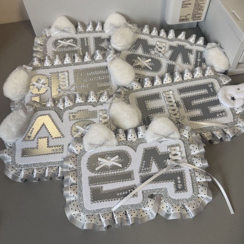 【พร้อมส่ง】RIIZE Shotaro Eunseok Sungchan Wonbin Sohee Anton Silver White เกาหลีสะท้อนแสง Rhinestone 