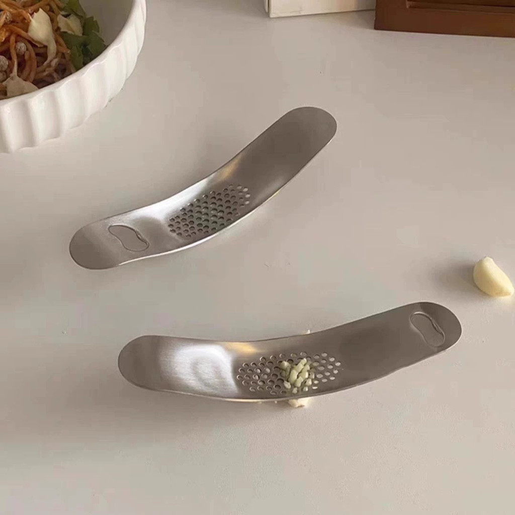 Recommended by the Seller#Spot Goods304Stainless Steel Manual Garlic Press Ginger Crusher Garlic Min