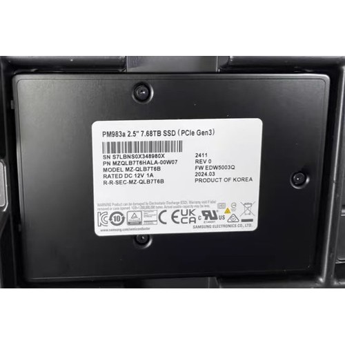 1 ชิ้น Samsung PM983a 7.68 TB Solid State Drive NVMe U.2 PCIe 3.0 x4 MZ-QLB7T6B MZQLB7T6HALA-00W07