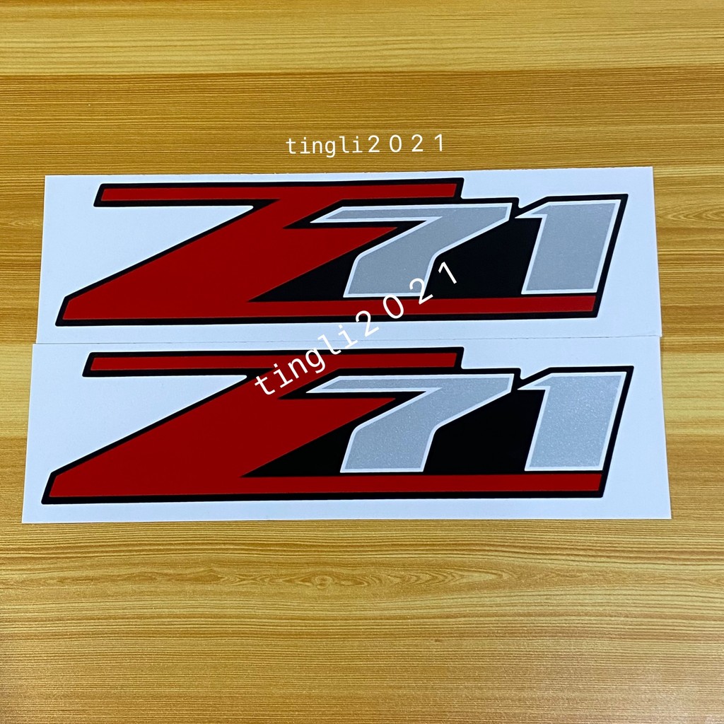 สติ๊กเกอร์* Z71 รุ่น 1 year 2005 ติดข้างท้ายกระะ CHEVROLET  priceต่อคู่ มี 2 ชิ้น