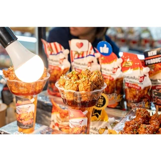 (มีฮาลาล) รวมซอสเคลือบไก่​ พริกเกาหลี กระเทียม เผ็ดคูณสอง ขนาด 800 - 1,000 กรัม ตรา เพียวฟู้ดส์