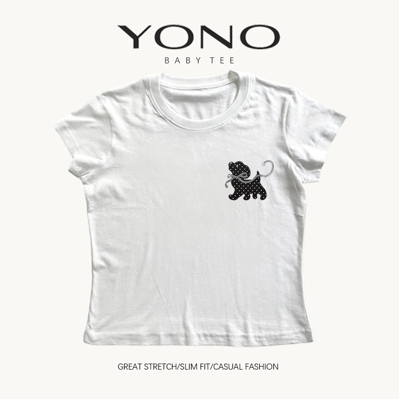 (พร้อมส่ง24ชม.) YONO baby tee สีขาว ลายหมาพุดเดิ้ลลายจุดหน้าอก ทรงเข้ารูป สไตล์เกาหลี