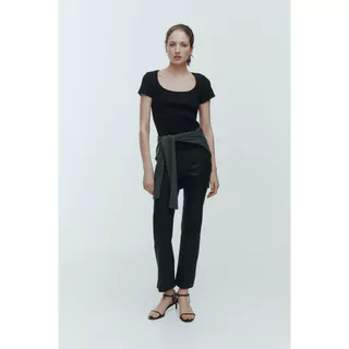H&M(เอชแอนด์เอ็ม) เสื้อยืดคอตตอนริ้ว ผู้หญิง 1341757_1