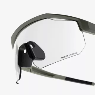 Decathlon Adult Cycling Photochromic Sunglasses แว่นใส่ปั่นจักรยานแบบเลนส์เปลี่ยนสีอัตโนมัติสำหรับผู้ใหญ่ - Grey
