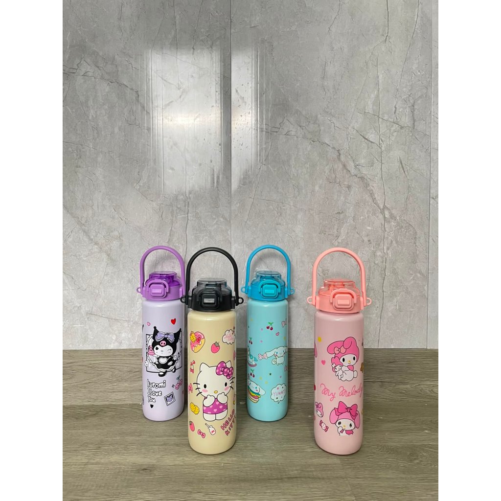 SANRIO ขวดดื่ม 1 ลิตร K1689A KUROMI CINNAMOROLL MY MELODY HELLO KITTY / ZOOTOPIA ขวดดื่ม 1 ลิตร Z168