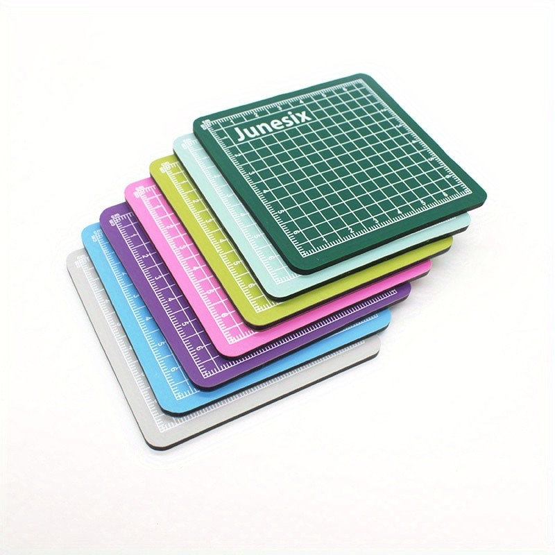8x8 ซม.สีสุ่ม Mini สมุดภาพตัดแผ่นโรงเรียนสํานักงานขนาดเล็กตัดสําหรับHandmade Journal DIYงานฝีมือStencils Miniตัดแผ่น [8x8 ซม./3.15x3.]