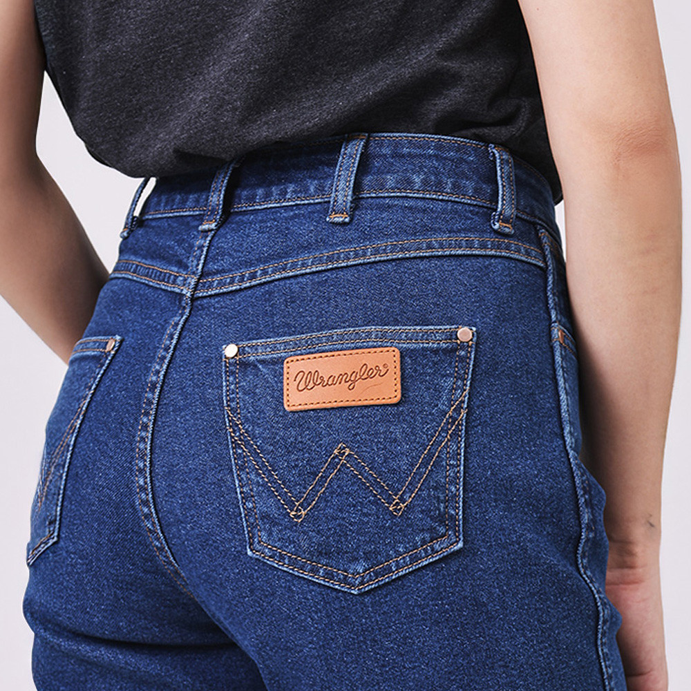WRANGLER กางเกงยีนส์ผู้หญิง เอวสูง ทรงเข้ารูป Straight รุ่น WR S326WSTRF09 สียีนส์กลาง — صورة 6