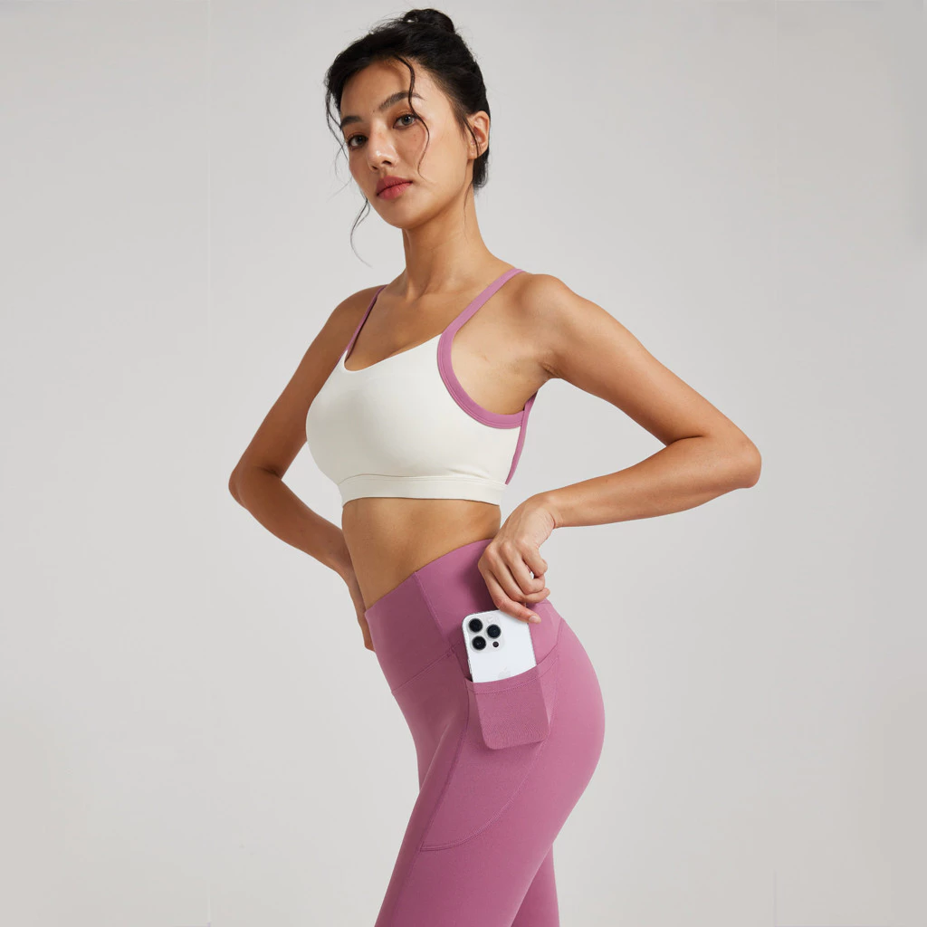 AirActive ชุดสปอร์ตบราและกางเกงเลกกิ้ง เอวสูง มีกระเป๋าข้าง 2 ชิ้น thumbnail 9